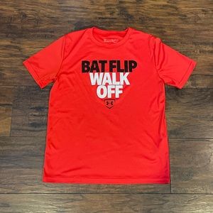 Under Armour Kids Red Heat Gear “Bat Flip Walk Off” Short Sleeve Shirt, Size XL